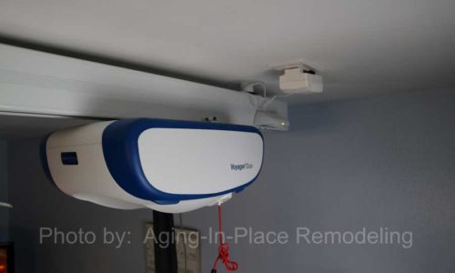 Patient Ceiling Lift for safe, easy patient transfer