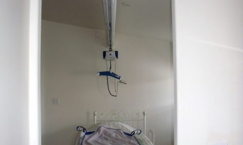 Patient Ceiling Lift for safe, easy patient transfer