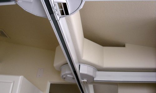 Patient Ceiling Lift for safe, easy patient transfer