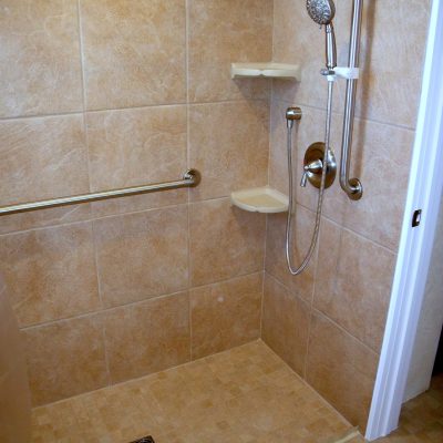 The Different Types of Shower Rails and Bathroom Grab Bars for the Elderly