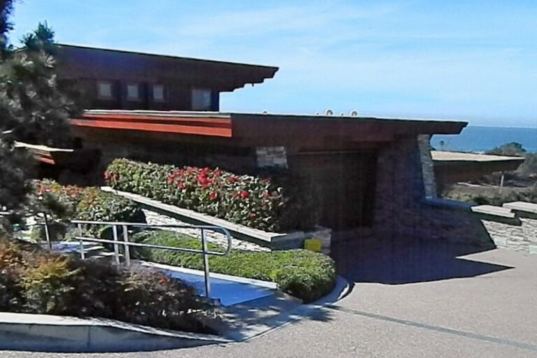 4 Del Mar
